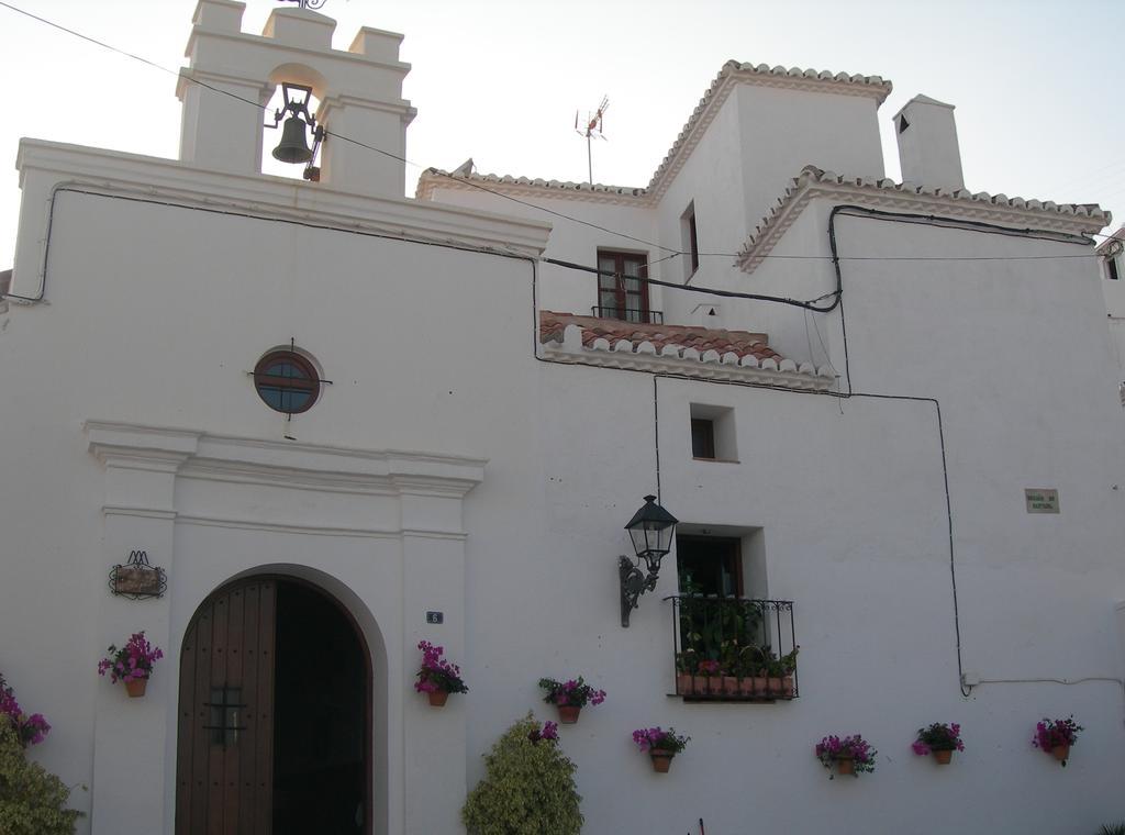 La Casa De La Iglesia Hotel Mijas Exterior photo